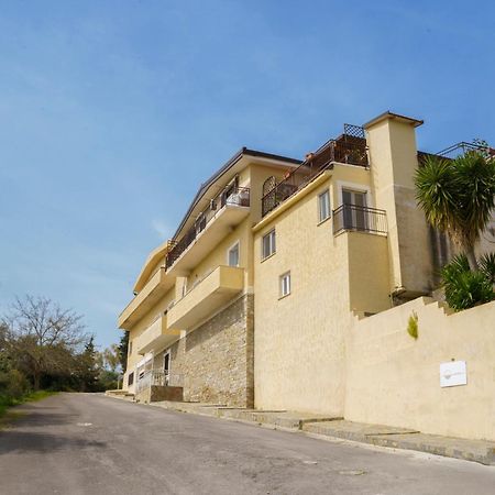 Апарт готель Il Panorama Housing Cilento Санта-Марія-ді-Кастеллабате Екстер'єр фото