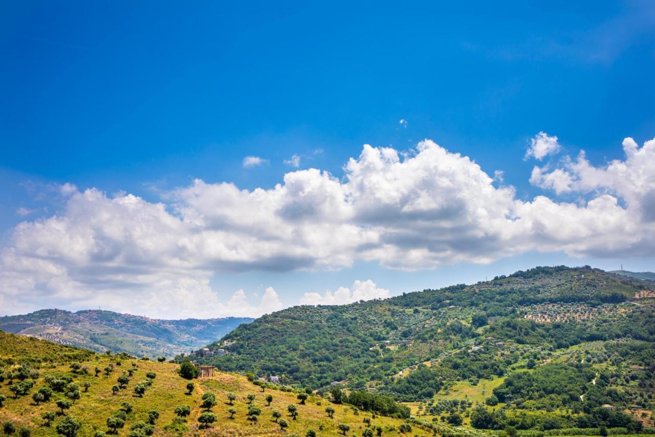Апарт готель Il Panorama Housing Cilento Санта-Марія-ді-Кастеллабате Екстер'єр фото