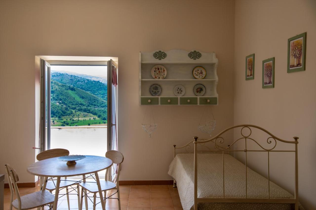 Апарт готель Il Panorama Housing Cilento Санта-Марія-ді-Кастеллабате Екстер'єр фото