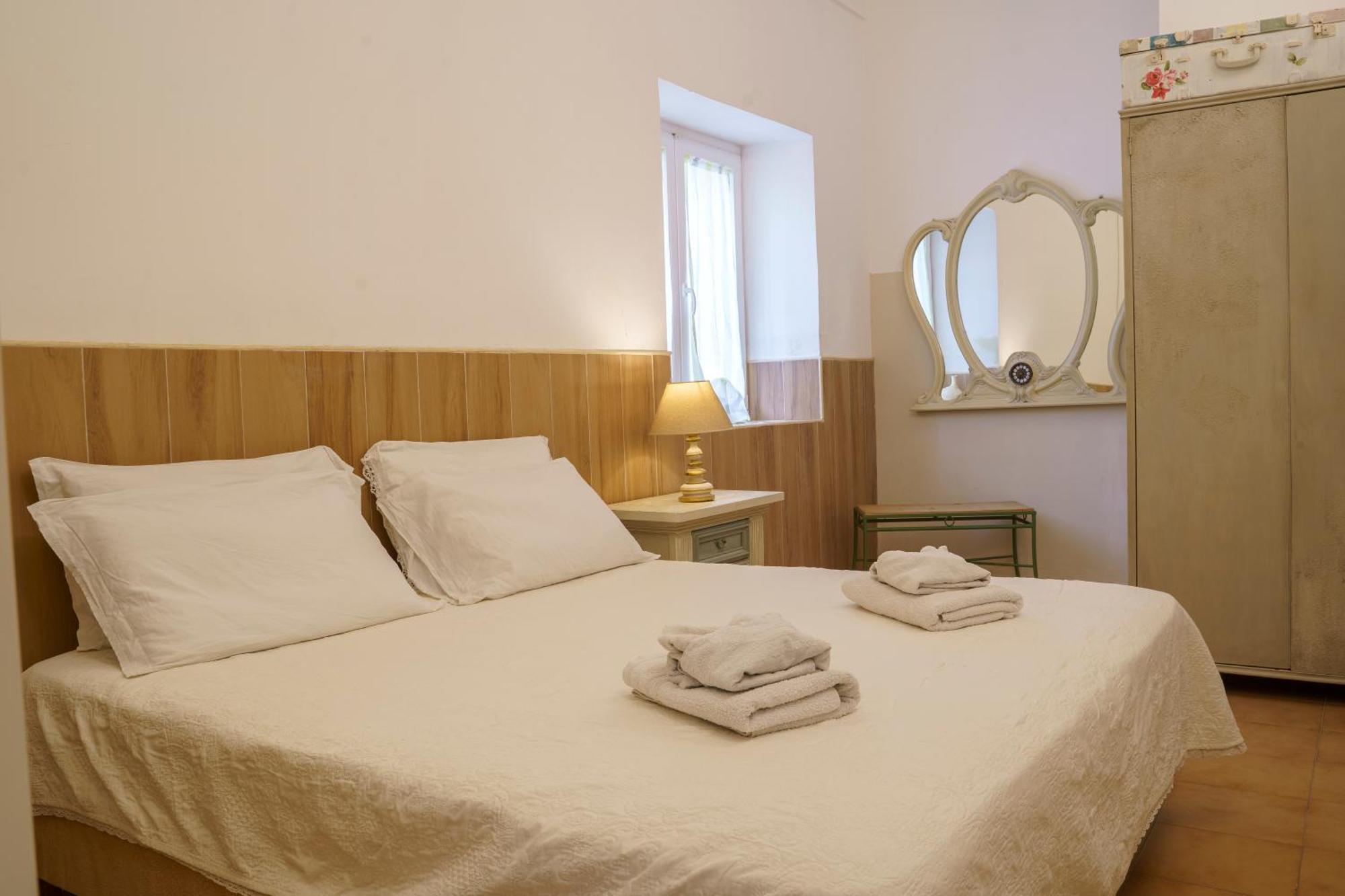Апарт готель Il Panorama Housing Cilento Санта-Марія-ді-Кастеллабате Екстер'єр фото